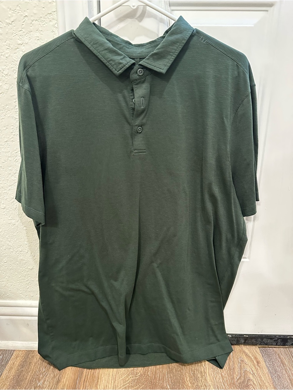 Lululemon Men's Short-Sleeve Evolution Polo Shirt in Dark Green